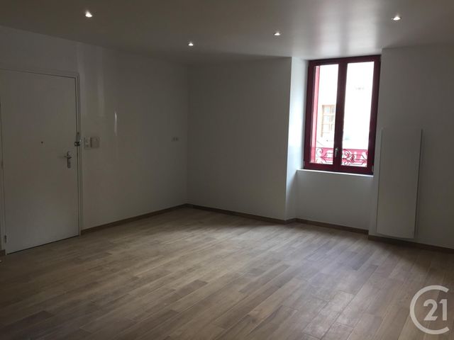 Appartement à louer - 2 pièces - 45.75 m2 - NEMOURS - 77 - ILE-DE-FRANCE - Century 21 Agence Babut