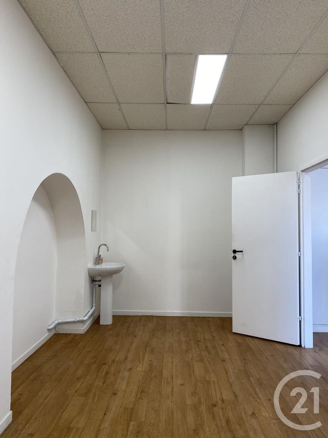 entreprise à louer - 65.0 m2 - BOURRON MARLOTTE - 77 - ILE-DE-FRANCE - Century 21 Agence Babut