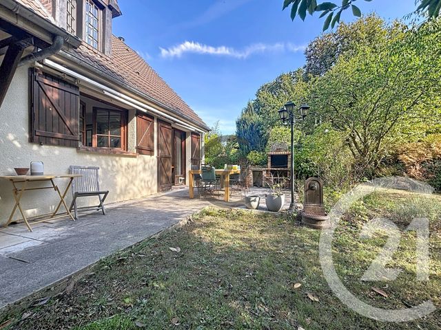 maison à vendre - 7 pièces - 202.73 m2 - HERICY - 77 - ILE-DE-FRANCE - Century 21 Agence Babut