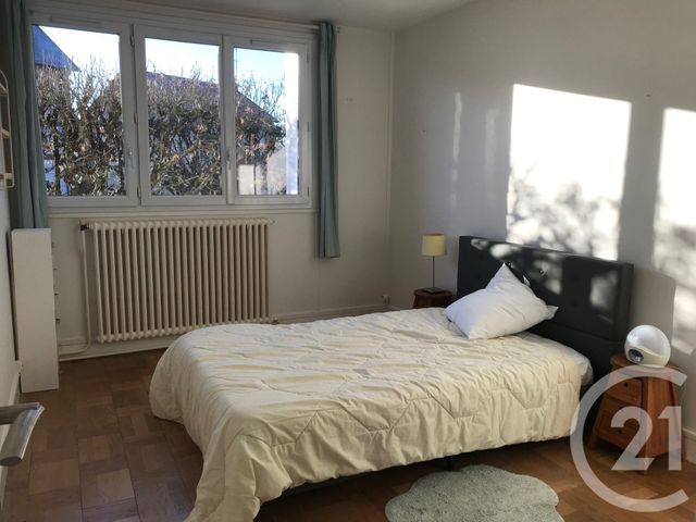 maison à louer - 5 pièces - 112.17 m2 - FONTAINEBLEAU - 77 - ILE-DE-FRANCE - Century 21 Agence Babut