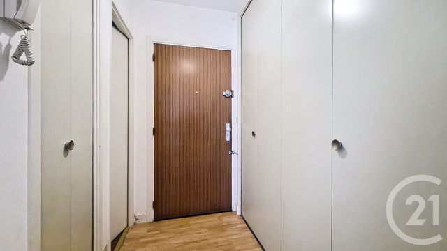 Appartement Studio à louer - 1 pièce - 30.39 m2 - FONTAINEBLEAU - 77 - ILE-DE-FRANCE - Century 21 Agence Babut