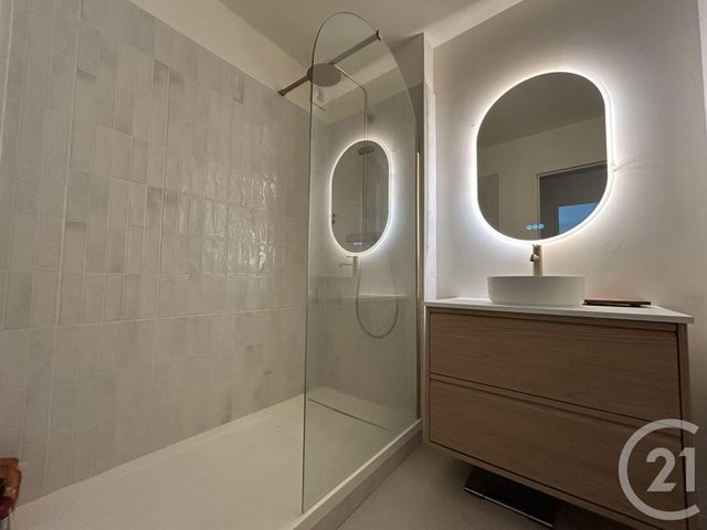 Afficher la photo en grand Appartement F4 à vendre - 4 pièces - 85.0 m2 - AVON - 77 - ILE-DE-FRANCE - Century 21 Agence Babut