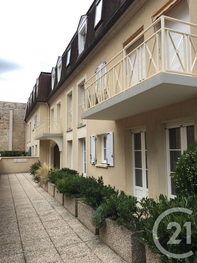 parking à louer - 12.0 m2 - FONTAINEBLEAU - 77 - ILE-DE-FRANCE - Century 21 Agence Babut
