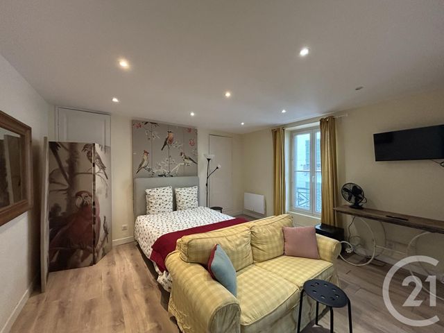Appartement F1 à vendre - 1 pièce - 40.2 m2 - FONTAINEBLEAU - 77 - ILE-DE-FRANCE - Century 21 Agence Babut