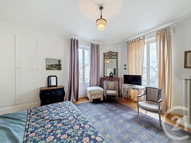 maison à vendre - 9 pièces - 216.75 m2 - FONTAINEBLEAU - 77 - ILE-DE-FRANCE - Century 21 Agence Babut