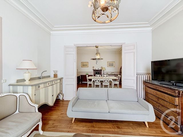 maison à vendre - 9 pièces - 216.75 m2 - FONTAINEBLEAU - 77 - ILE-DE-FRANCE - Century 21 Agence Babut