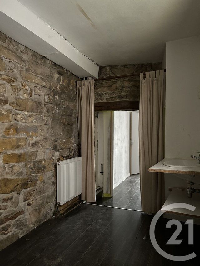 commerce à louer - 39.0 m2 - FONTAINEBLEAU - 77 - ILE-DE-FRANCE - Century 21 Agence Babut