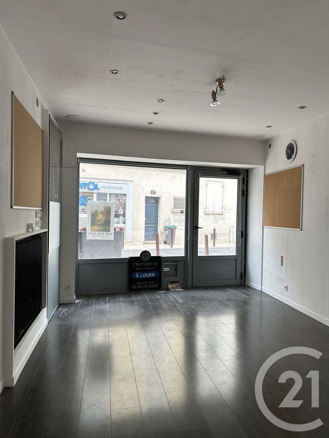 commerce à louer - 39.0 m2 - FONTAINEBLEAU - 77 - ILE-DE-FRANCE - Century 21 Agence Babut