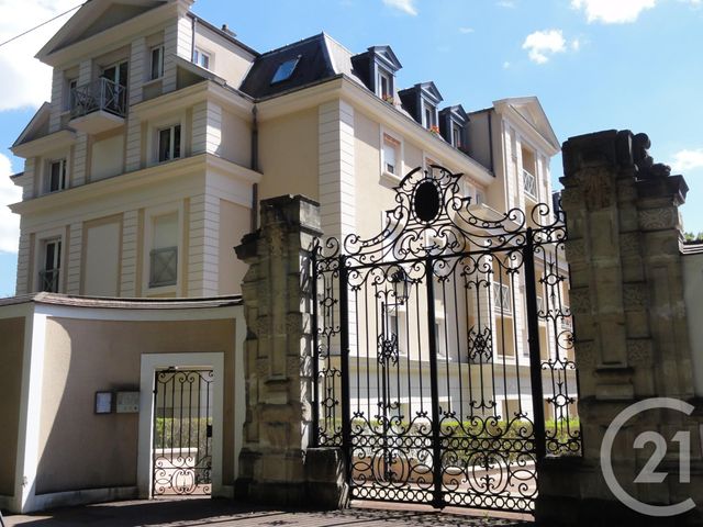 Appartement F1 à louer - 1 pièce - 29.7 m2 - FONTAINEBLEAU - 77 - ILE-DE-FRANCE - Century 21 Agence Babut