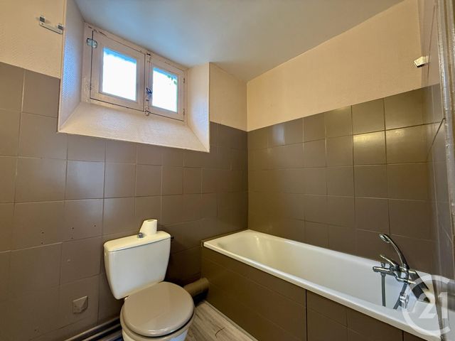 Appartement F2 à vendre - 2 pièces - 47.43 m2 - FONTAINEBLEAU - 77 - ILE-DE-FRANCE - Century 21 Agence Babut