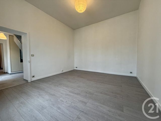 Appartement F2 à vendre - 2 pièces - 47.43 m2 - FONTAINEBLEAU - 77 - ILE-DE-FRANCE - Century 21 Agence Babut