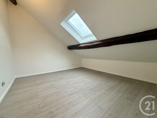 Appartement F2 à vendre - 2 pièces - 47.43 m2 - FONTAINEBLEAU - 77 - ILE-DE-FRANCE - Century 21 Agence Babut