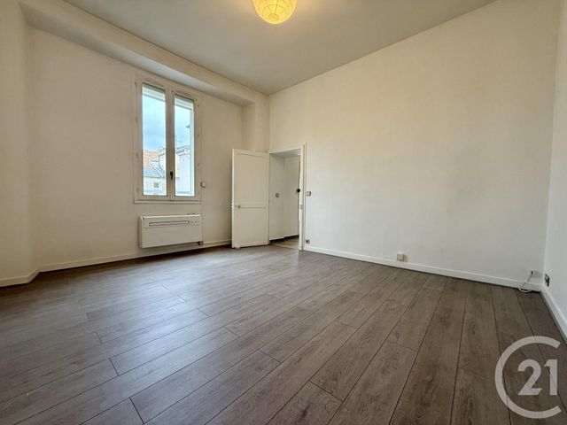Appartement F2 à vendre - 2 pièces - 47.43 m2 - FONTAINEBLEAU - 77 - ILE-DE-FRANCE - Century 21 Agence Babut