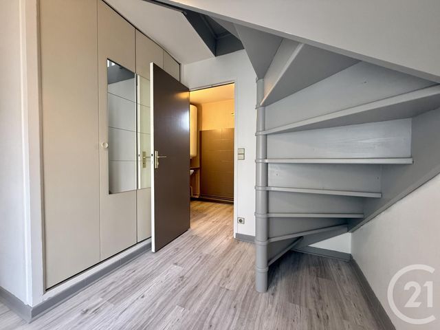 Appartement F2 à vendre - 2 pièces - 47.43 m2 - FONTAINEBLEAU - 77 - ILE-DE-FRANCE - Century 21 Agence Babut