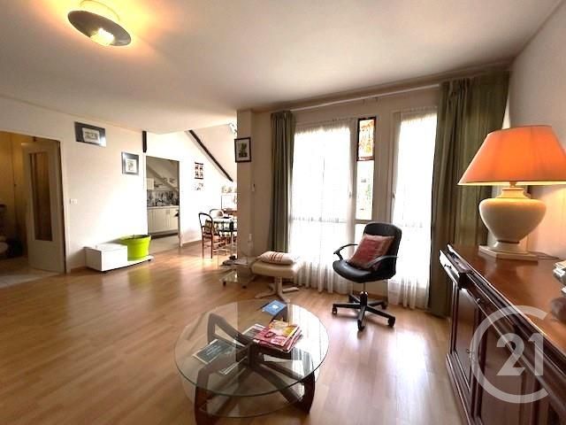 Appartement à vendre - 3 pièces - 70.0 m2 - AVON - 77 - ILE-DE-FRANCE - Century 21 Agence Babut