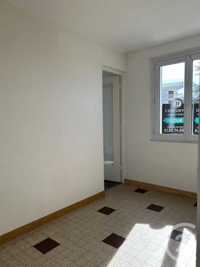 Appartement à louer - 4 pièces - 83.75 m2 - AVON - 77 - ILE-DE-FRANCE - Century 21 Agence Babut