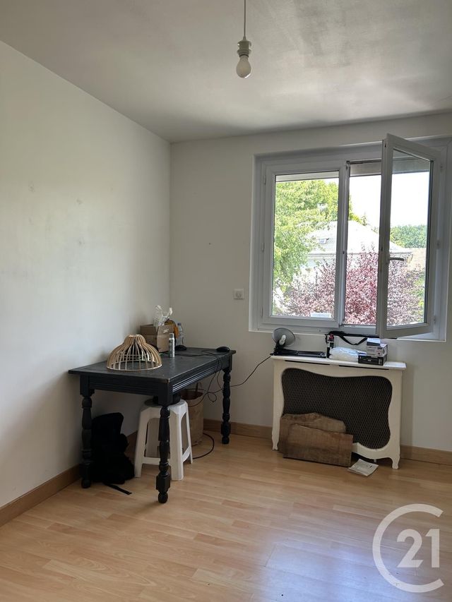 Appartement à louer - 4 pièces - 83.75 m2 - AVON - 77 - ILE-DE-FRANCE - Century 21 Agence Babut