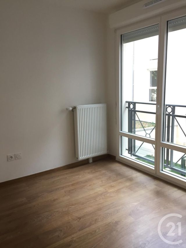 Appartement F4 à vendre - 4 pièces - 79.48 m2 - FONTAINEBLEAU - 77 - ILE-DE-FRANCE - Century 21 Agence Babut
