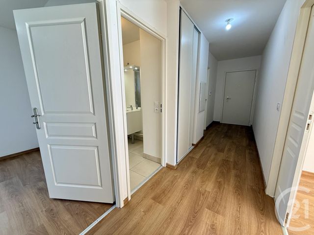 Appartement F4 à vendre - 4 pièces - 79.48 m2 - FONTAINEBLEAU - 77 - ILE-DE-FRANCE - Century 21 Agence Babut