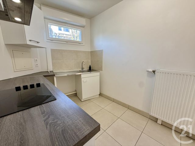 Appartement F4 à vendre - 4 pièces - 79.48 m2 - FONTAINEBLEAU - 77 - ILE-DE-FRANCE - Century 21 Agence Babut