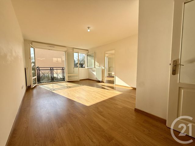 Appartement F4 à vendre - 4 pièces - 79.48 m2 - FONTAINEBLEAU - 77 - ILE-DE-FRANCE - Century 21 Agence Babut