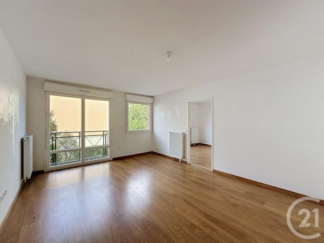 Appartement F4 à vendre - 4 pièces - 79.48 m2 - FONTAINEBLEAU - 77 - ILE-DE-FRANCE - Century 21 Agence Babut