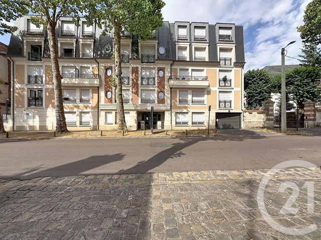 Appartement F4 à vendre - 4 pièces - 79.48 m2 - FONTAINEBLEAU - 77 - ILE-DE-FRANCE - Century 21 Agence Babut