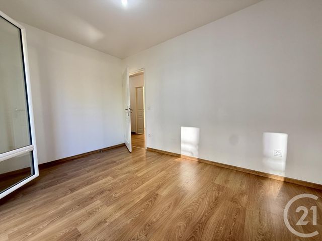 Appartement F4 à vendre - 4 pièces - 79.48 m2 - FONTAINEBLEAU - 77 - ILE-DE-FRANCE - Century 21 Agence Babut