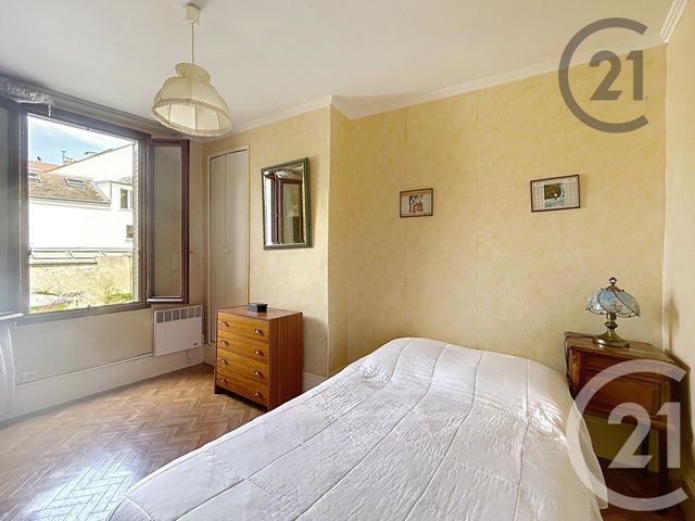 Appartement à vendre - 3 pièces - 55.68 m2 - FONTAINEBLEAU - 77 - ILE-DE-FRANCE - Century 21 Agence Babut