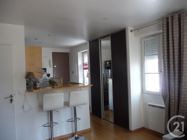 Appartement Studio à louer FONTAINEBLEAU