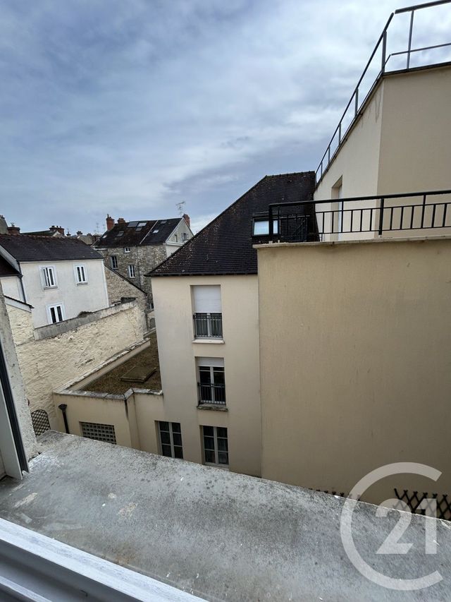 Appartement Studio à louer - 1 pièce - 27.57 m2 - FONTAINEBLEAU - 77 - ILE-DE-FRANCE - Century 21 Agence Babut