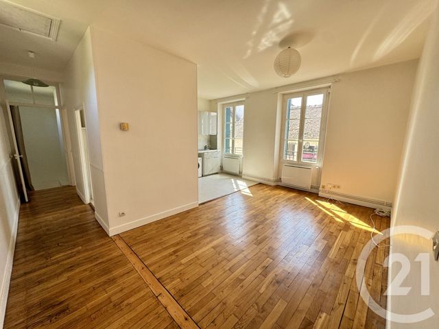 Appartement à vendre - 3 pièces - 61.0 m2 - AVON - 77 - ILE-DE-FRANCE - Century 21 Agence Babut