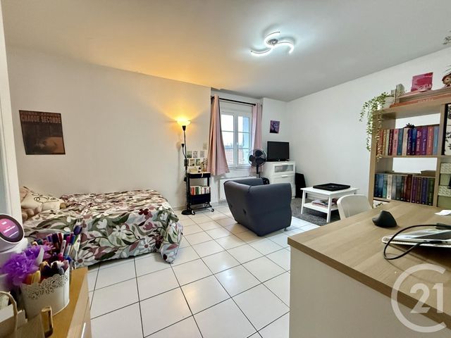 Appartement Studio à vendre - 1 pièce - 31.68 m2 - AVON - 77 - ILE-DE-FRANCE - Century 21 Agence Babut
