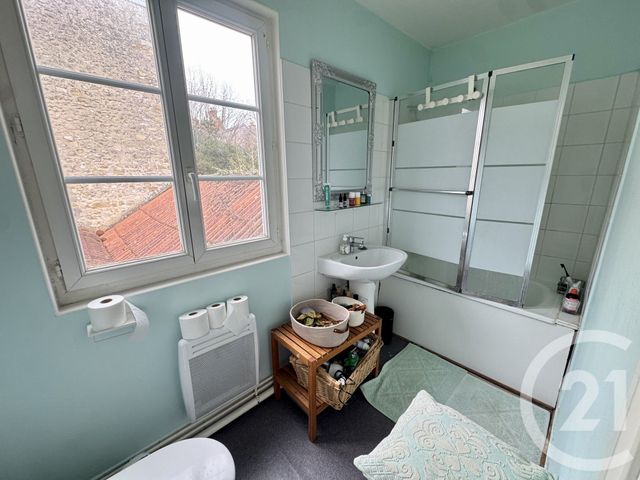 Appartement à vendre - 2 pièces - 35.51 m2 - FONTAINEBLEAU - 77 - ILE-DE-FRANCE - Century 21 Agence Babut