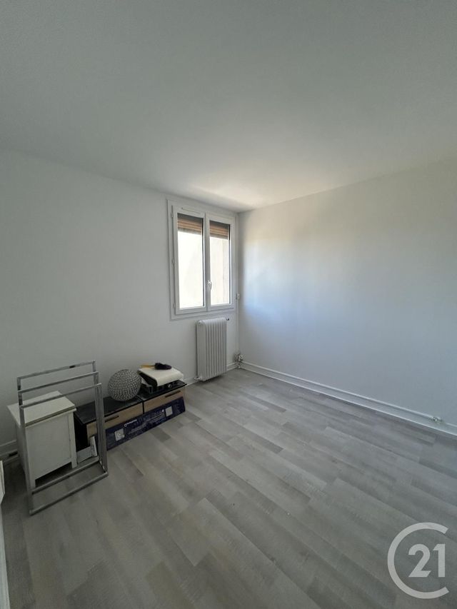 Appartement à vendre - 3 pièces - 51.77 m2 - AVON - 77 - ILE-DE-FRANCE - Century 21 Agence Babut