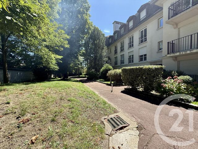 Appartement Duplex à vendre - 4 pièces - 113.37 m2 - FONTAINEBLEAU - 77 - ILE-DE-FRANCE - Century 21 Agence Babut