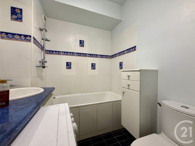 Appartement Duplex à vendre - 4 pièces - 113.37 m2 - FONTAINEBLEAU - 77 - ILE-DE-FRANCE - Century 21 Agence Babut