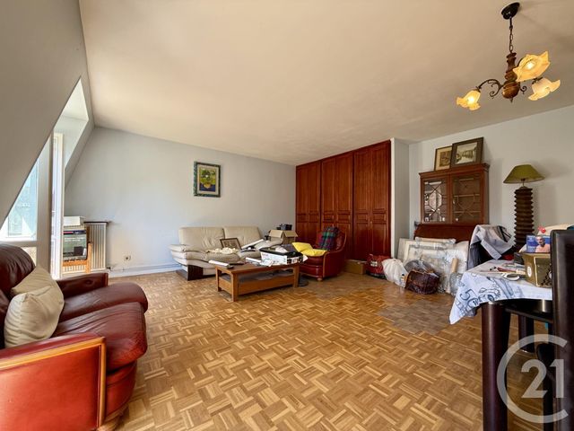 Appartement Duplex à vendre - 4 pièces - 113.37 m2 - FONTAINEBLEAU - 77 - ILE-DE-FRANCE - Century 21 Agence Babut