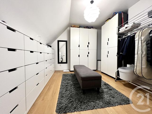 Appartement Duplex à vendre - 4 pièces - 103.34 m2 - FONTAINEBLEAU - 77 - ILE-DE-FRANCE - Century 21 Agence Babut