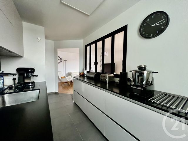 Appartement Duplex à vendre - 4 pièces - 103.34 m2 - FONTAINEBLEAU - 77 - ILE-DE-FRANCE - Century 21 Agence Babut