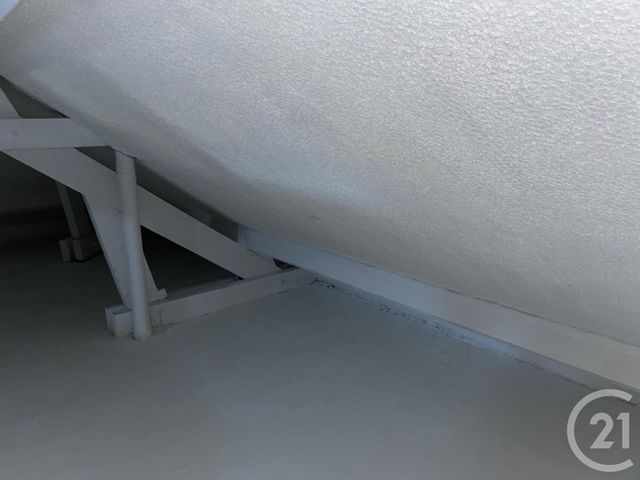 Appartement à vendre - 2 pièces - 40.35 m2 - FONTAINEBLEAU - 77 - ILE-DE-FRANCE - Century 21 Agence Babut