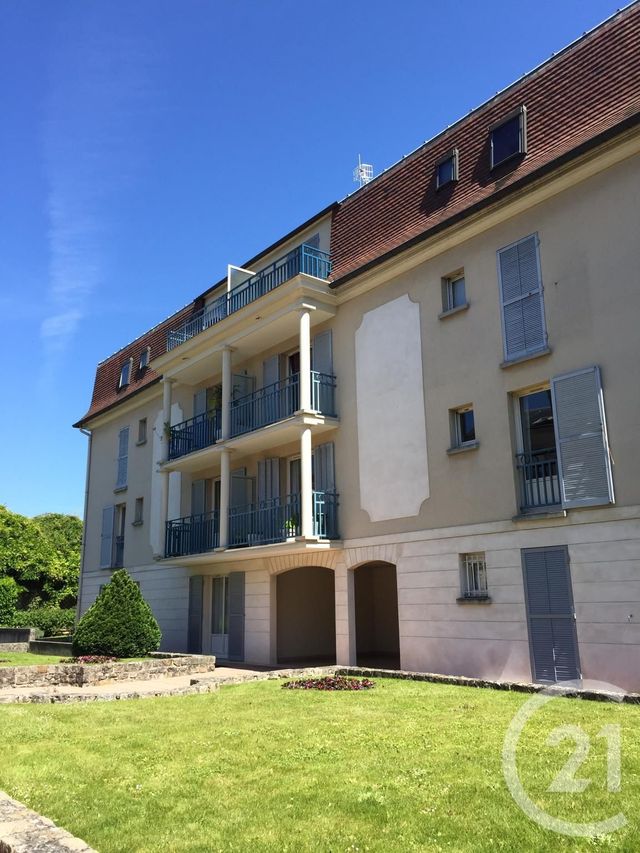 Appartement à louer - 3 pièces - 62.4 m2 - FONTAINEBLEAU - 77 - ILE-DE-FRANCE - Century 21 Agence Babut