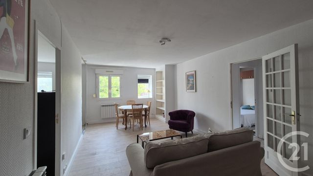 Appartement T3 à louer - 3 pièces - 68.61 m2 - FONTAINEBLEAU - 77 - ILE-DE-FRANCE - Century 21 Agence Babut