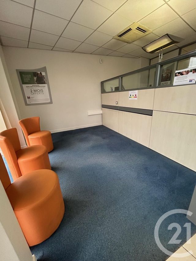 commerce à louer - 177.22 m2 - FONTAINEBLEAU - 77 - ILE-DE-FRANCE - Century 21 Agence Babut