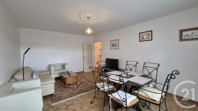 Appartement T3 à louer - 3 pièces - 60.86 m2 - AVON - 77 - ILE-DE-FRANCE - Century 21 Agence Babut