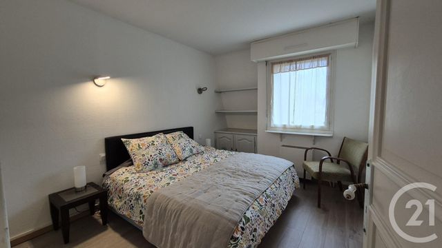 Appartement T3 à louer - 3 pièces - 60.86 m2 - AVON - 77 - ILE-DE-FRANCE - Century 21 Agence Babut