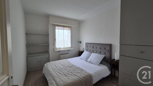 Appartement T3 à louer - 3 pièces - 60.86 m2 - AVON - 77 - ILE-DE-FRANCE - Century 21 Agence Babut