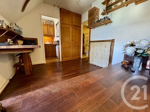 Appartement Studio à vendre - 1 pièce - 20.55 m2 - FONTAINEBLEAU - 77 - ILE-DE-FRANCE - Century 21 Agence Babut