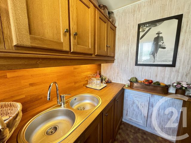 Appartement Studio à vendre - 1 pièce - 20.55 m2 - FONTAINEBLEAU - 77 - ILE-DE-FRANCE - Century 21 Agence Babut