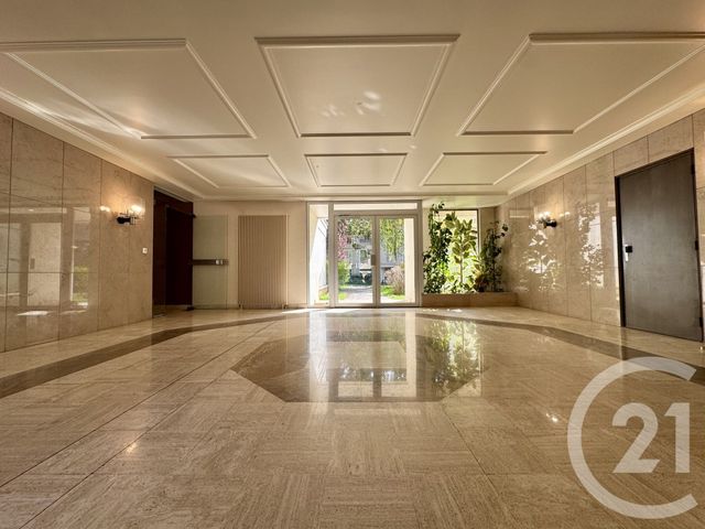 Appartement Studio à vendre - 1 pièce - 20.55 m2 - FONTAINEBLEAU - 77 - ILE-DE-FRANCE - Century 21 Agence Babut